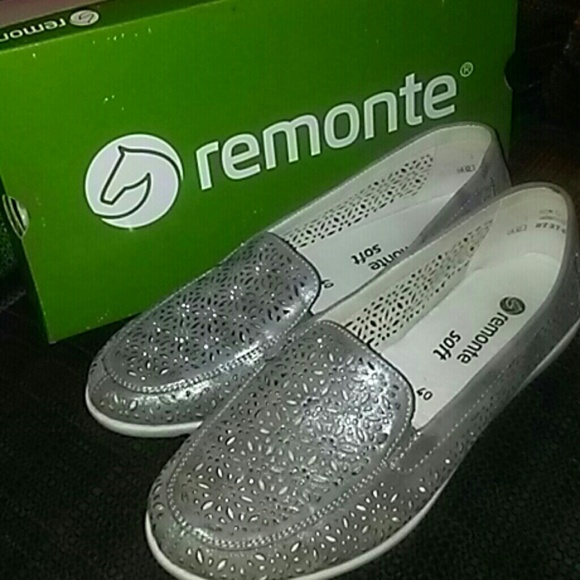 remonte slip on shoes